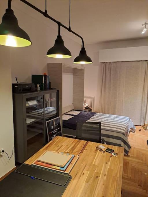 Chic Comfort: Where Cozy Meets Professional Athene Buitenkant foto